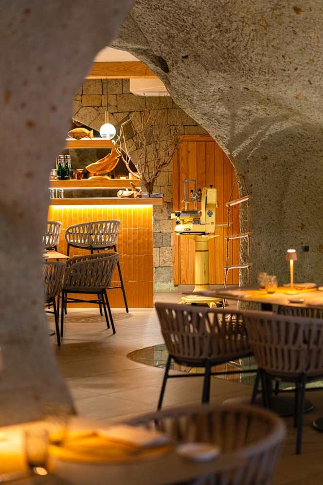 Lisola Restaurant - 7