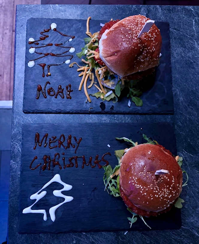 Noah - Restaurant & Bar - 1