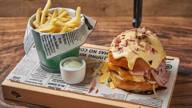 Contrabando Mexican Food - Almada - 1