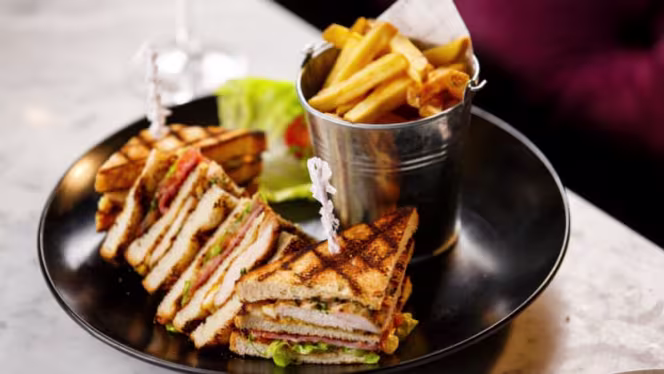 Scott's on Princes Street - 3