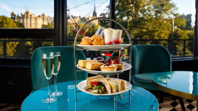 Scott's on Princes Street - 7