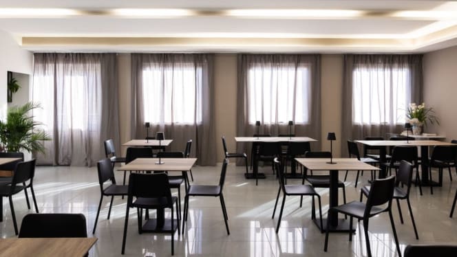 Blue Lion Bistrot - 7