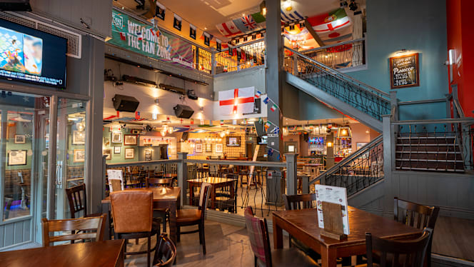 The Crafty Scholar Lancaster - 3