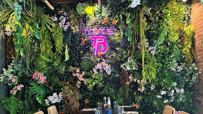 Todos Smash Burgers - 1