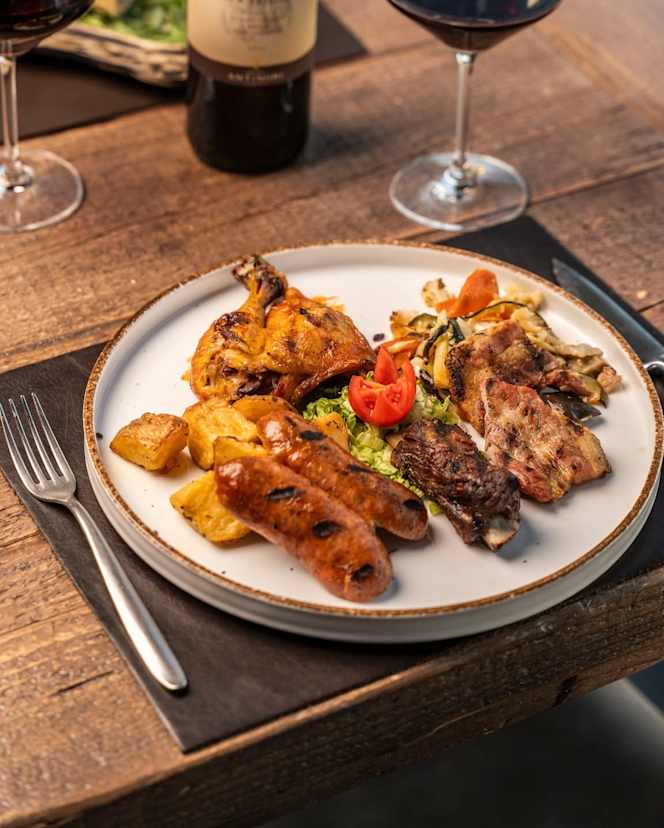 Officina82 Pizza Cucina Grill - 9
