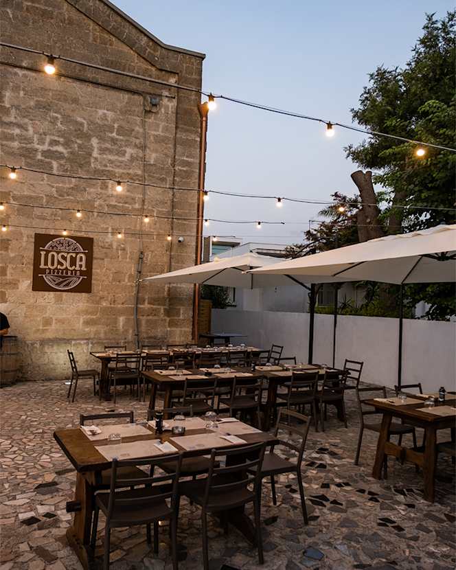 Losca pizzeria - 1