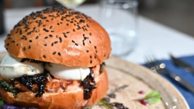 Aquarium Fish Restaurant - 6