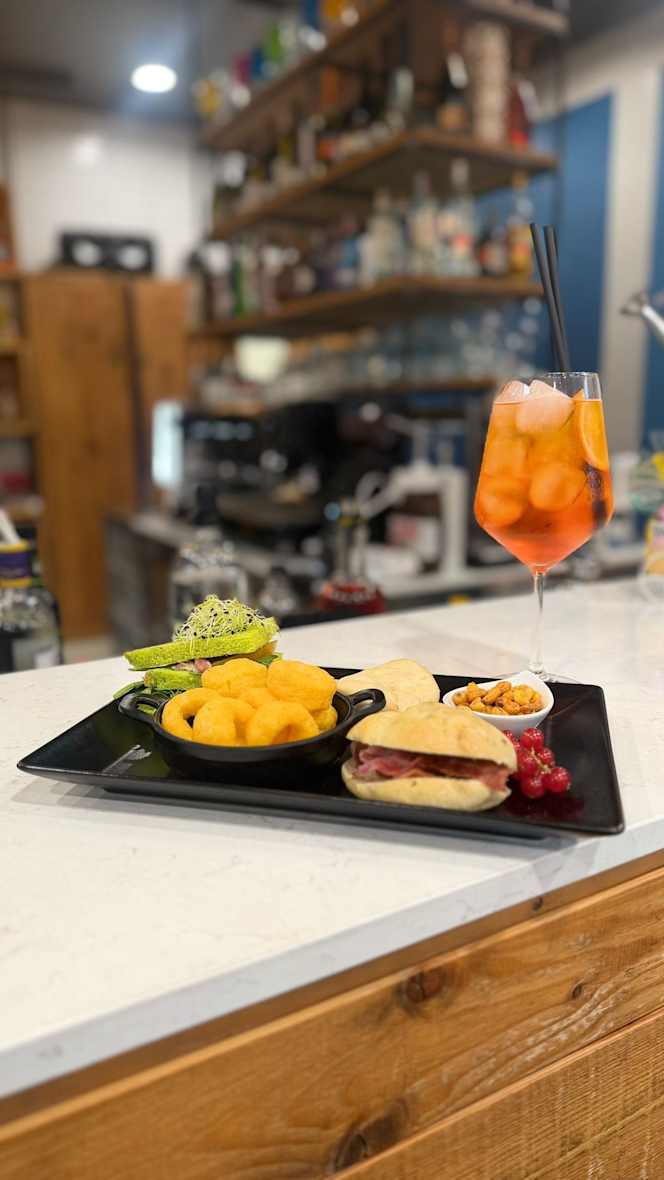 Blue Bistrot Café - 3