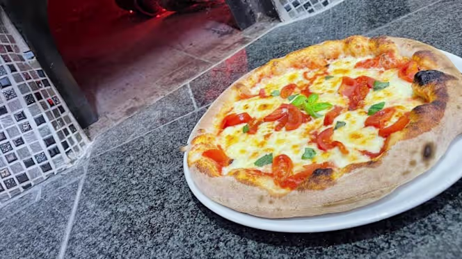 La Verace Pizzeria - 5