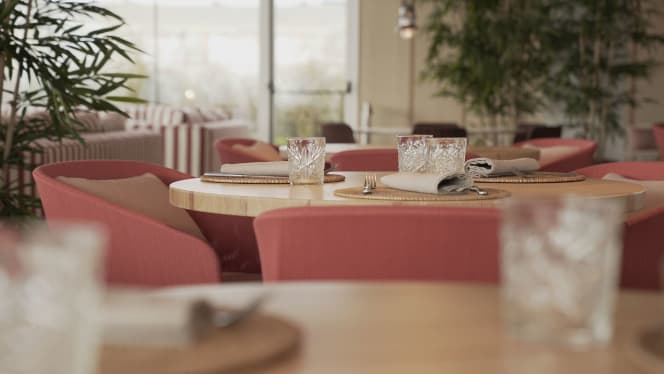 Bamboo Pool Club & Restaurant - 9