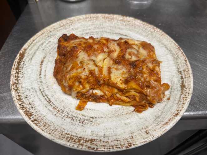 Village Cafè Bistrot - 9