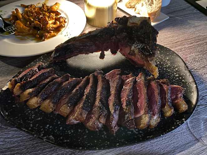 Reilos Carns&Grill - 4