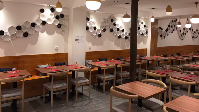 Chez Haki Paris 3 - 2