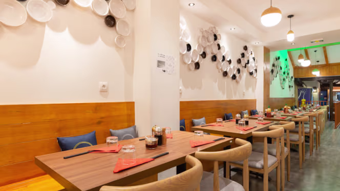 Chez Haki Paris 3 - 8