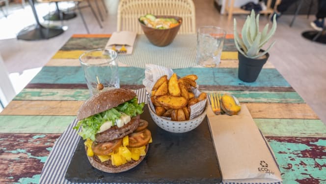 Moana Poké Bar (Torrevieja) - 1