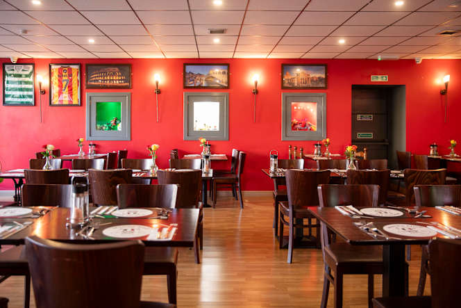 Mamma Mia Italian Restaurant - 9