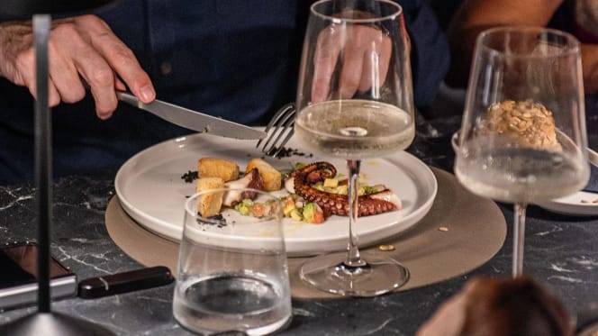 Mondello Glam Resturant - 9