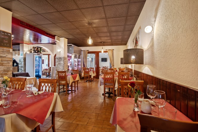 Dai 3 fratelli Scalea Vesenaz Restaurant & Pizzeria - 1