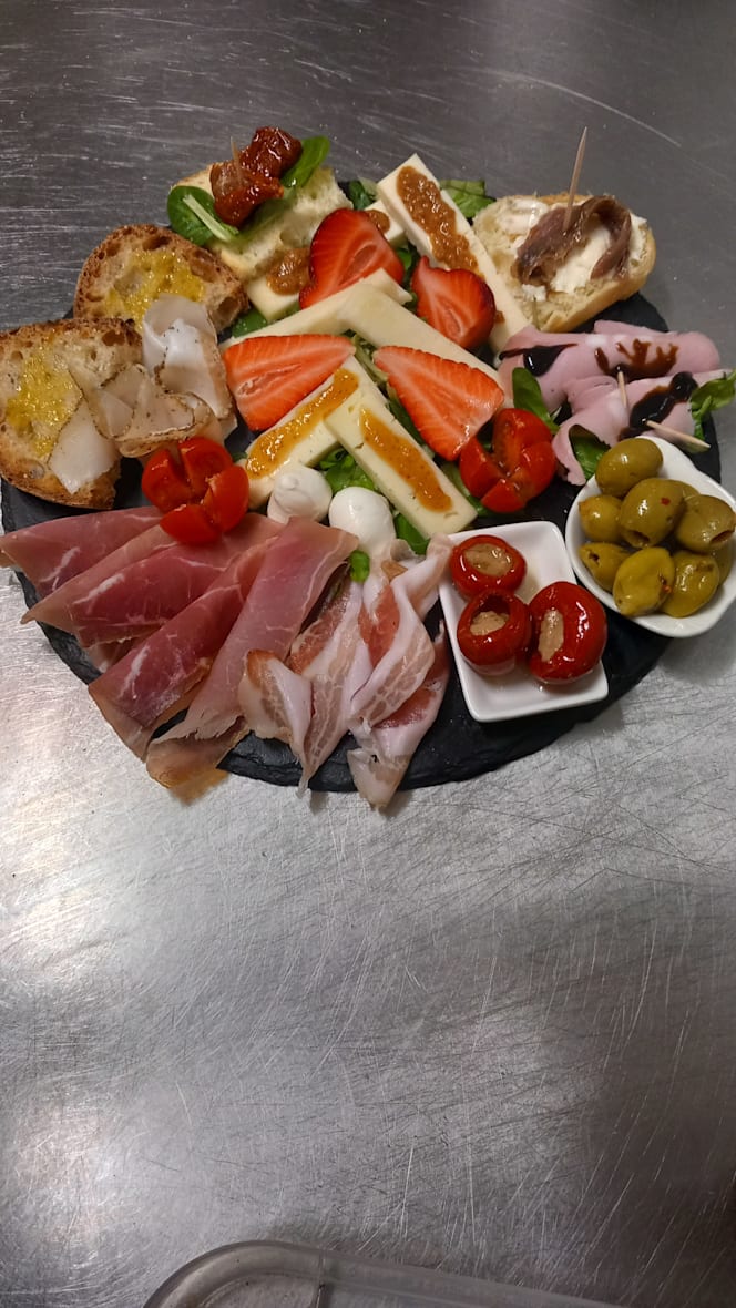 Don Vito Lounge Bar & Beer - 1