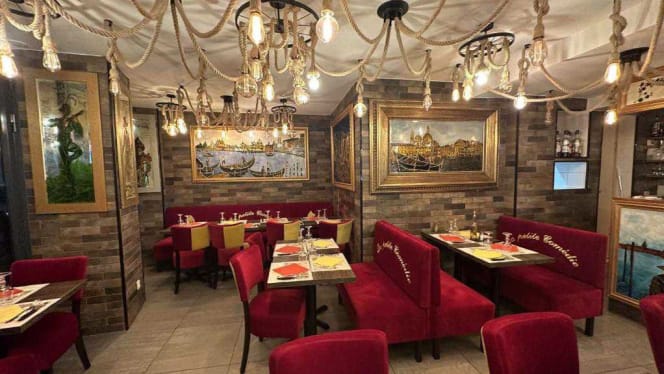 La Petite Comedie - 3