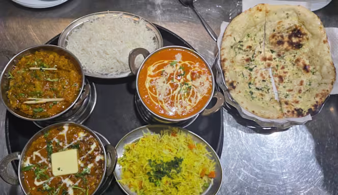 Masala King Indian Tandoori Restaurant - 6
