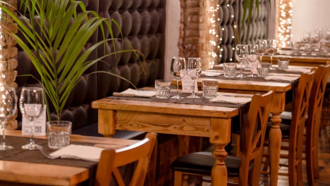 La Bodega Argentina - 7