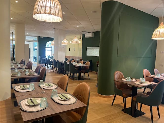 Daily restaurant & drink - 1