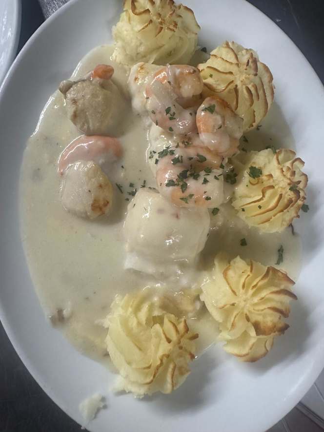 Alvaros Restaurant - 3
