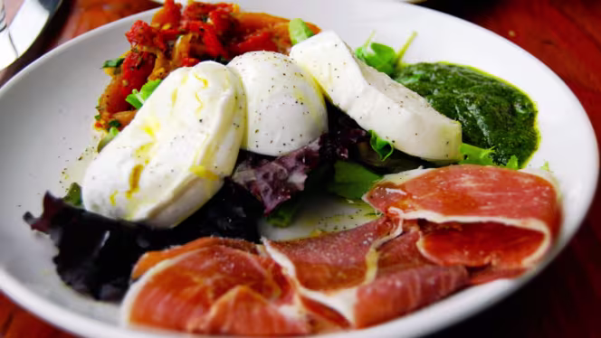 MMX Italian restaurant - 5