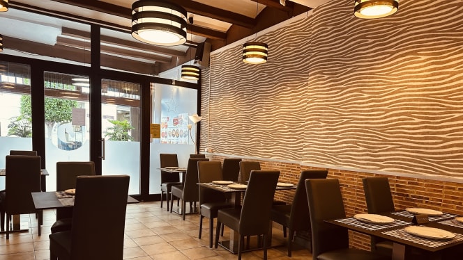 Salt n' Pepper (Indian Tandoori ) - 7