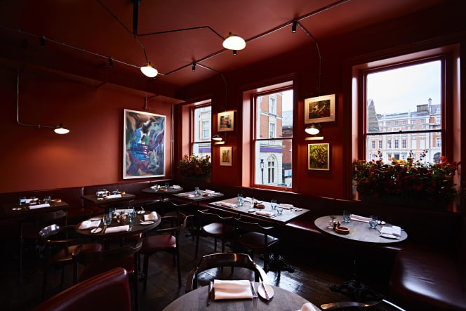 Pivot Bar & Bistro - London - 8
