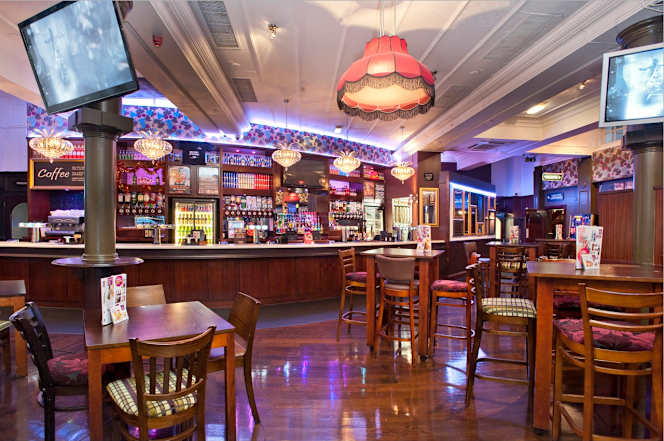 Yates Manchester - 9