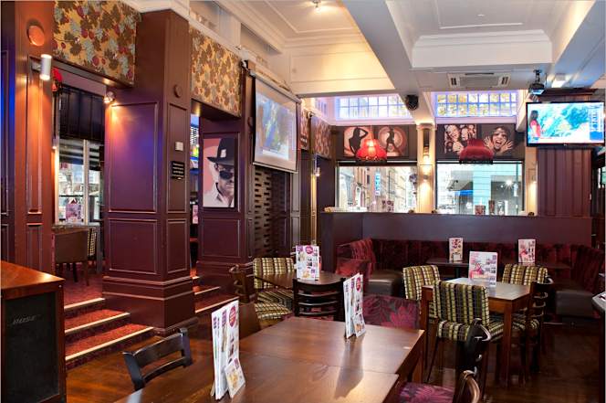 Yates Manchester - 6