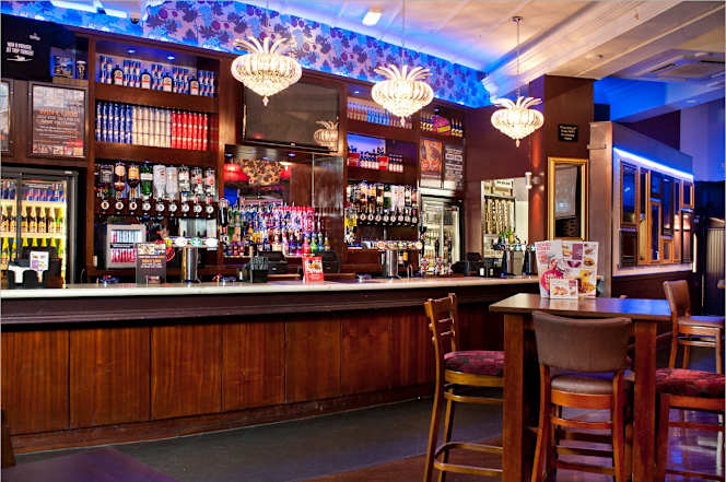 Yates Manchester - 3