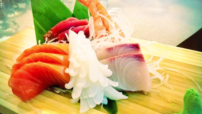 Bambou Sushi Bar - 1