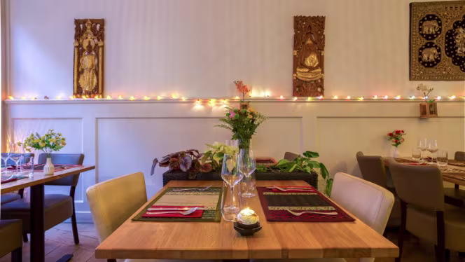 Chok Dee Thai Restaurant - 3