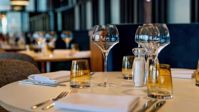 Hawthorns - Crowne Plaza Newcastle - 7