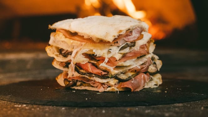 L'Arte della Pizza Pomezia - 1