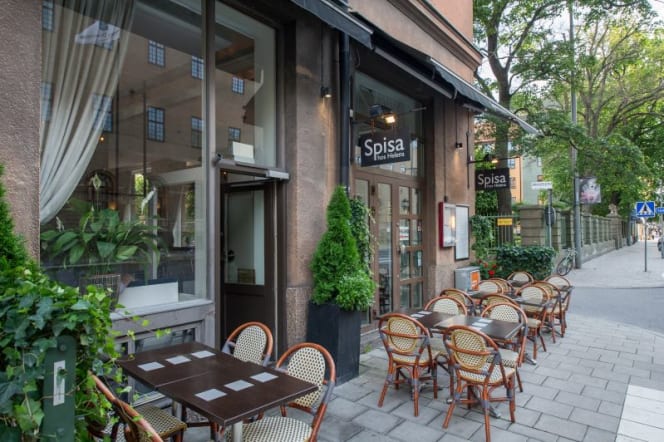 Spisa hos Helena - 0