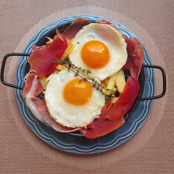 Manu Restaurante e Tapas Bar - 0