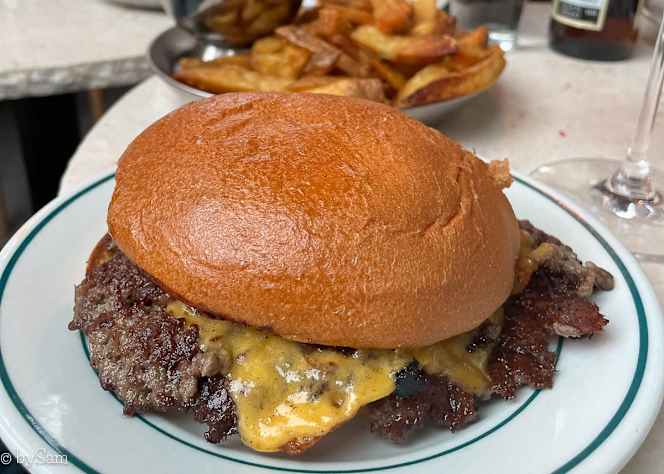 Bon Burger Bar Noord - 9