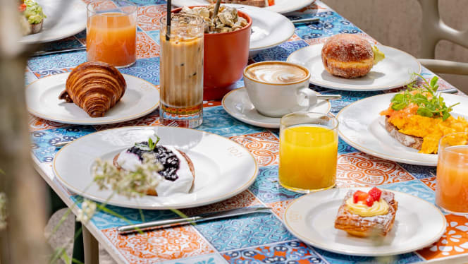 TOZI Pizzeria & Cicchetti Bar - 3