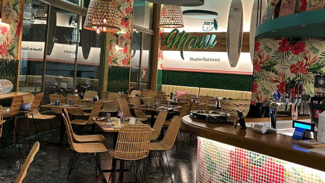 Maui Hawaiian Restaurant - 9