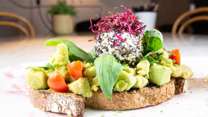 Oassis Natural Cooking - Jardinets de Gracia - 7