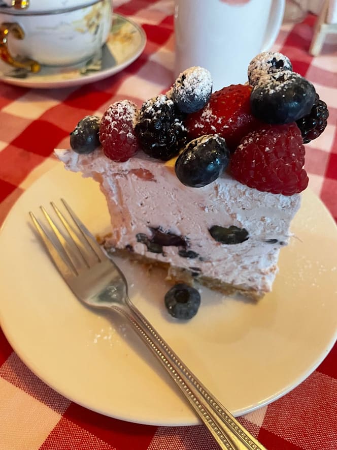 Mama G's Bistro Grill & Coffee Bar - 2