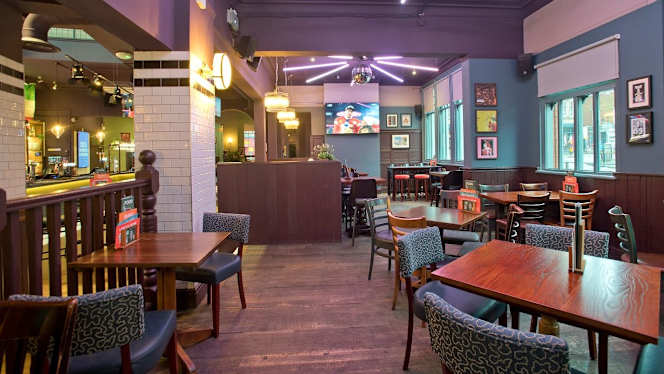 Hogshead Wolverhampton - 1