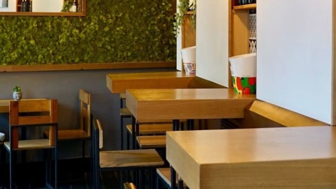 Amorelli Cocktail Bar, Fish&Food - 3