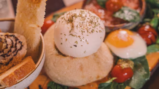 Brandys Brunch Bar - 9