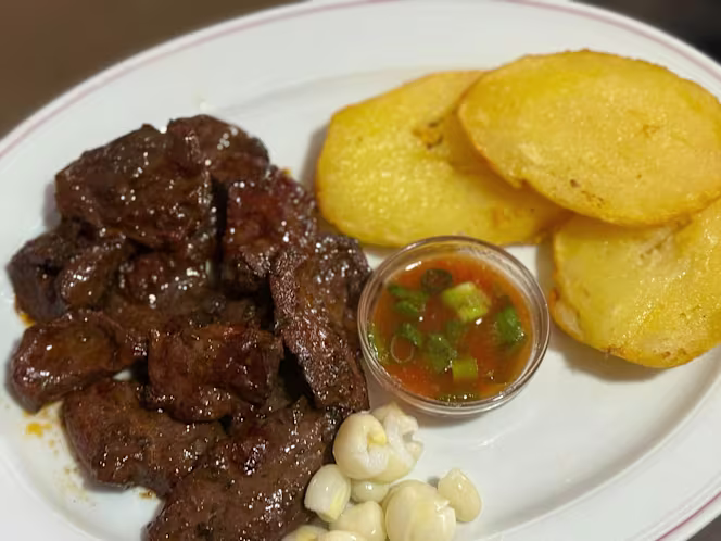 Comida Peruana Lamburguesa - 1