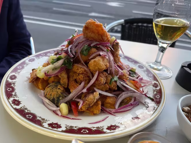 Comida Peruana Lamburguesa - 0